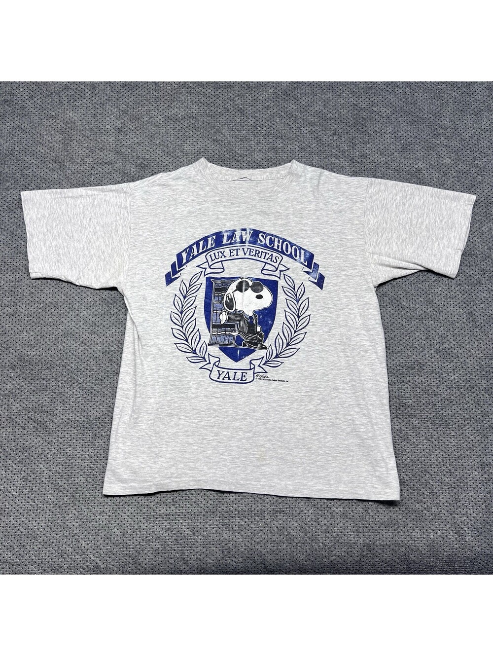 Vintage 1971 University Of Yale Bulldogs Snoopy T-Shirt Large RARE MENS WHITE